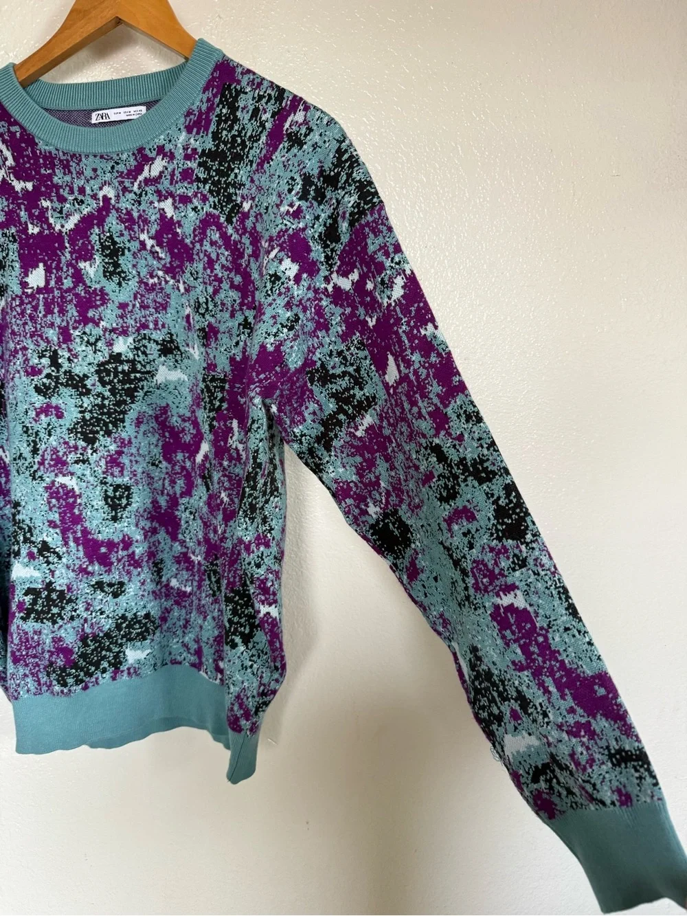 Zara Aqua & Purple Marbled Crewneck Sweater Size M